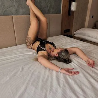 Gina1818 - Anal Amateur Profil