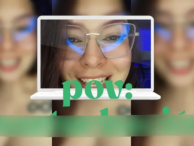 Ein Moment der Ablenkung auf meiner Kamera und meinem vibrierenden Spielzeug - AishaDavies
