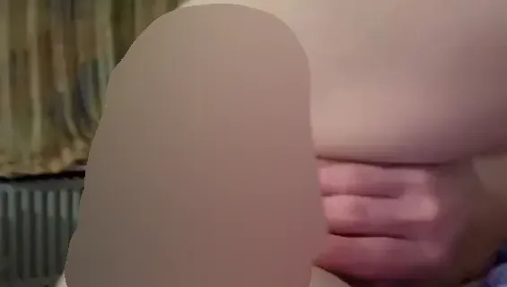 Dildo im Arsch und die Zucchini in der Muschi - BlasMausAga Anal Video