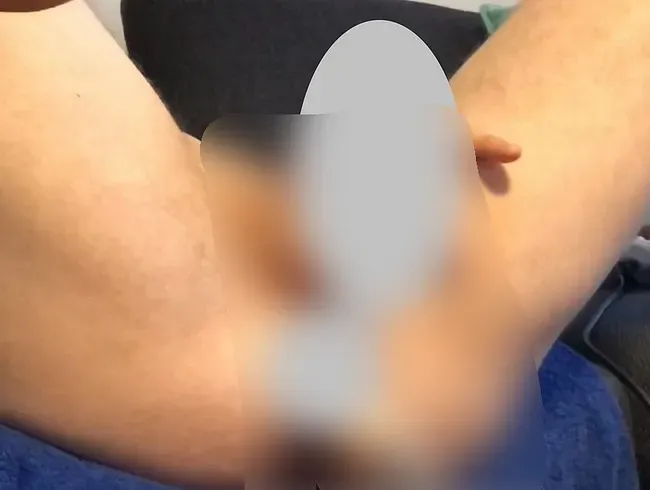 Mein Schwanz verschiesst eine fette Ladung während ich gefickt werde (kein Ton) - Christian_AG Anal Video