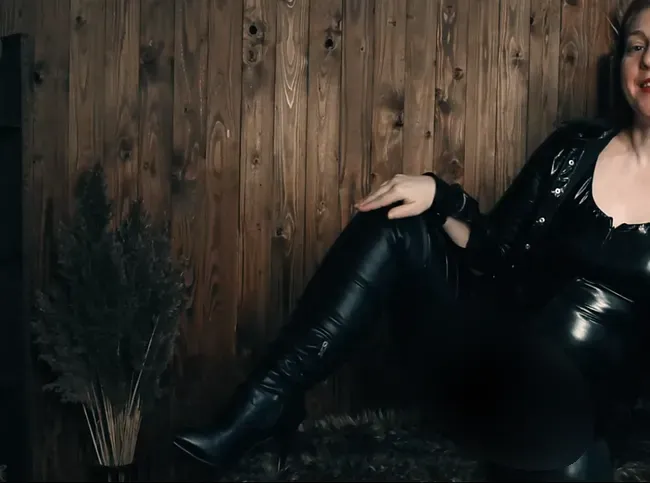 Pralle Kurven in Lack & Leder - Leck meinen Arsch (1) - little-nicky Anal Video