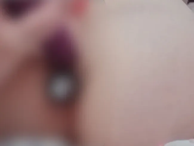 Gefesselt in alle 3 Ihre Löscher gefickt, Dildo in Ihre Fotze und Plug in den Arsch, geschluckt - mel_chris Anal Video