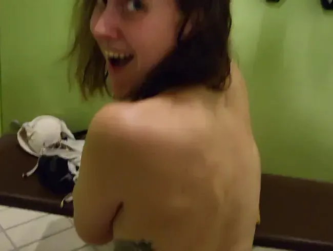 Im Schwimmbad in den Arsch gefickt - mel_chris Anal Video