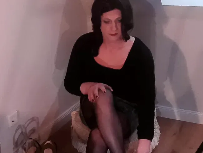 Voller Vorfreude auf den dicken schwarzen Plug - Melinda_JamesCD Anal Video