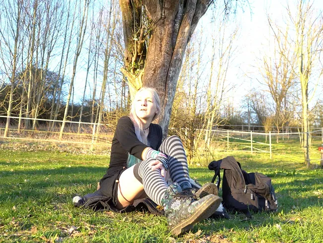 Frühlingshafter Arschfick - MiaMara Anal Video