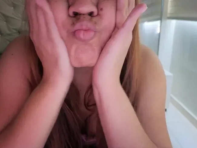 Ich liebe es, mich selbst zu berühren und mit meinen Öffnungen zu spielen, wenn ich an dich denke... - milfMia Anal Video