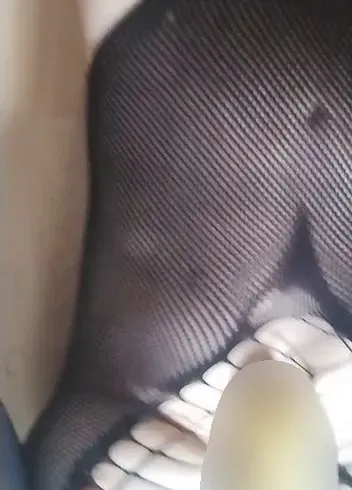 Kurz den Hintereingang getriggert - nugua Anal Video