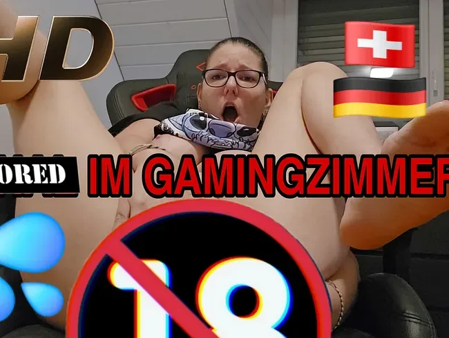 Unartig ANAL in meinem GAMINGZIMMER in HD - Saliaa Anal Video
