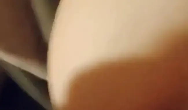 Anal von hinten! Geiler Schwanz fickt mich auf dem Küchentstuhl von hinten in mein enges Arschloch - SARAahh Anal Video