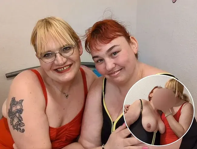 Sex im Badeanzug: geleckt, gefingert und Anal mit Dildo gefickt - Sarah_Sofia