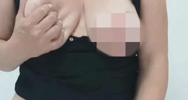 Vibrator in beide Löcher - SexyKat21 Anal Video