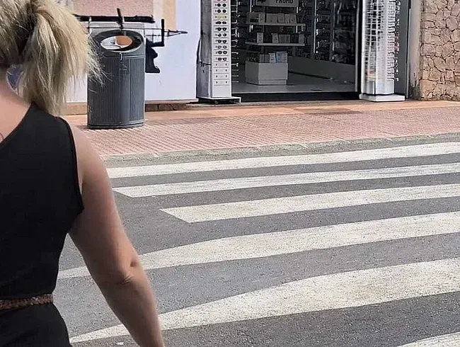 Anal-Notfall auf den Kanaren! Apotheke rettet meinen Arsch - SexyMilfDiana Anal Video