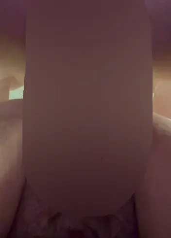 Mollige Amateurin Tessa wird erst in den Arsch und dann in die Muschi gefickt - UncutTessa Anal Video