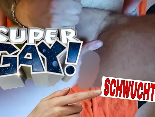 DIESER SCHWUCHTEL BEKOMMT SEIN ARSCHLOCH GEFINGERT - xxxbigboobslayla Anal Video