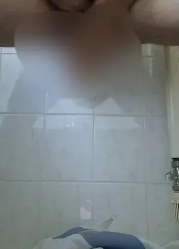 Neues Spielzeug - neues Glück? Das Toy für die Sub muss der Dom vortesten. Also einmal Anal bitte. - Zisoxysoxyti Anal Video